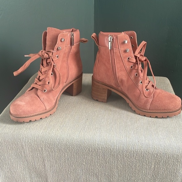 Vince Camuto pink suede/leather boots - Picture 5 of 14